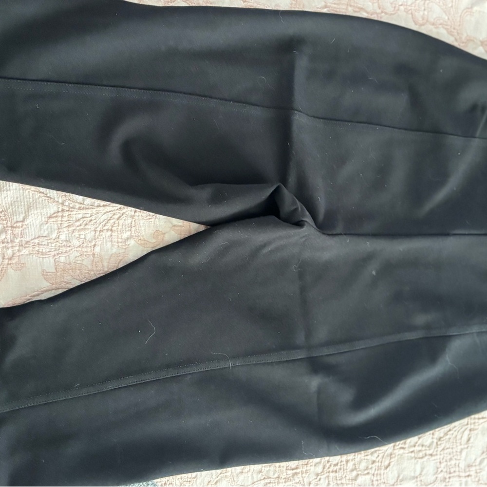 T Tahari Black capri shorts medium 30 x 22 dress up - Picture 4 of 5